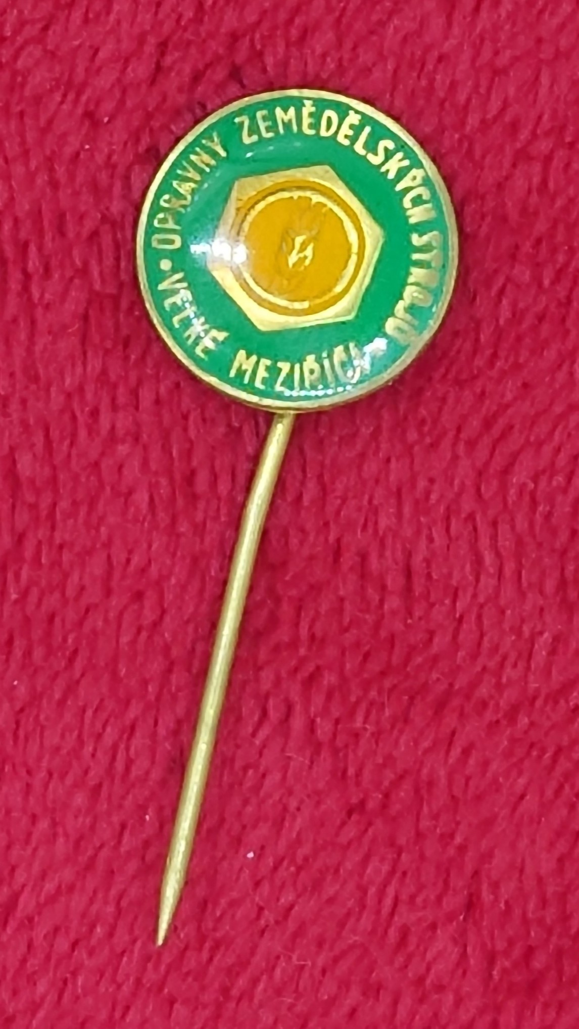 Opravny zemědělských strojů b 006